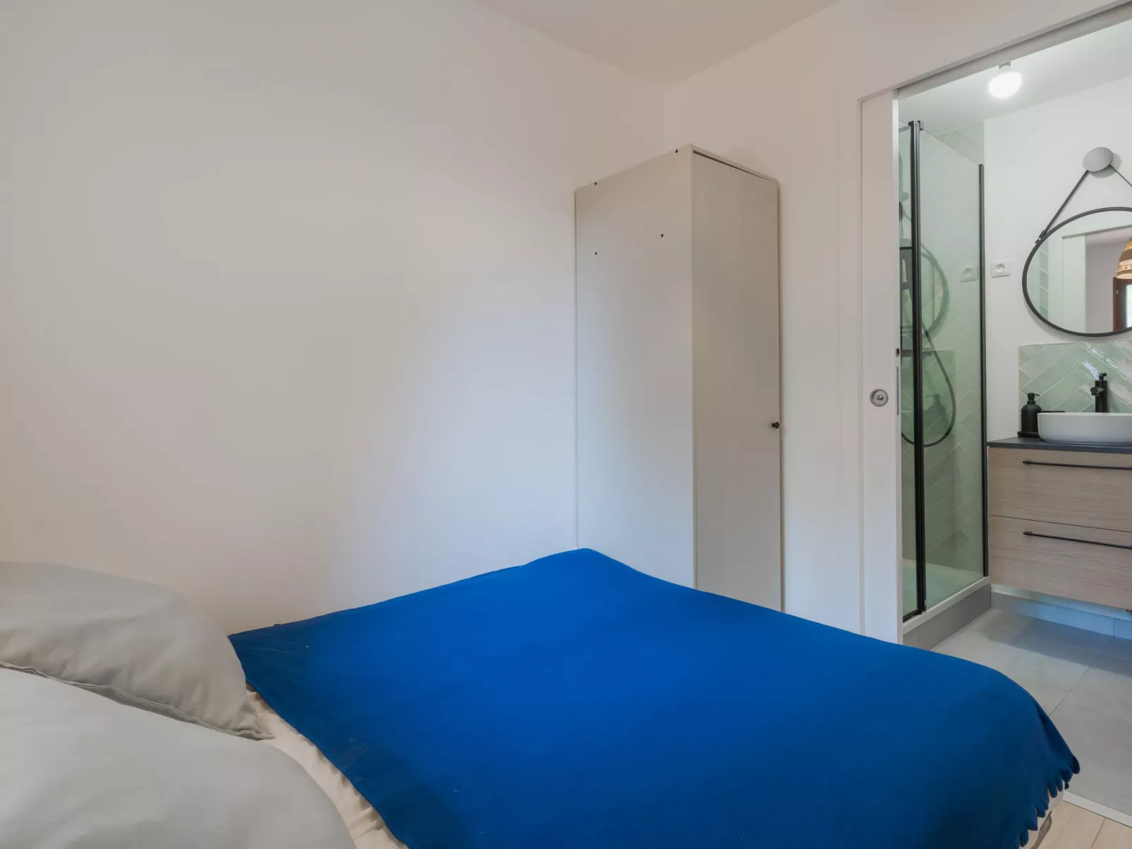 Cabourg Plage-Inside