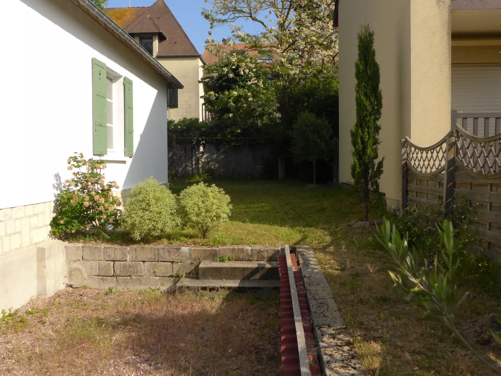 Sunny Lodge-Outside