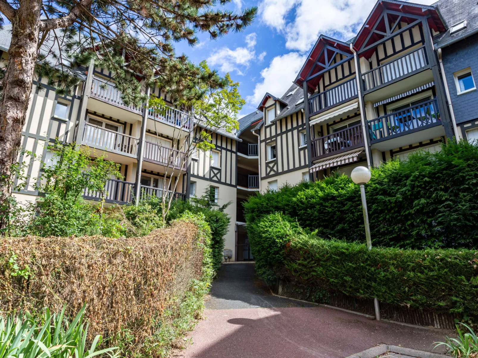 Le Clos Mathilde-Dehors