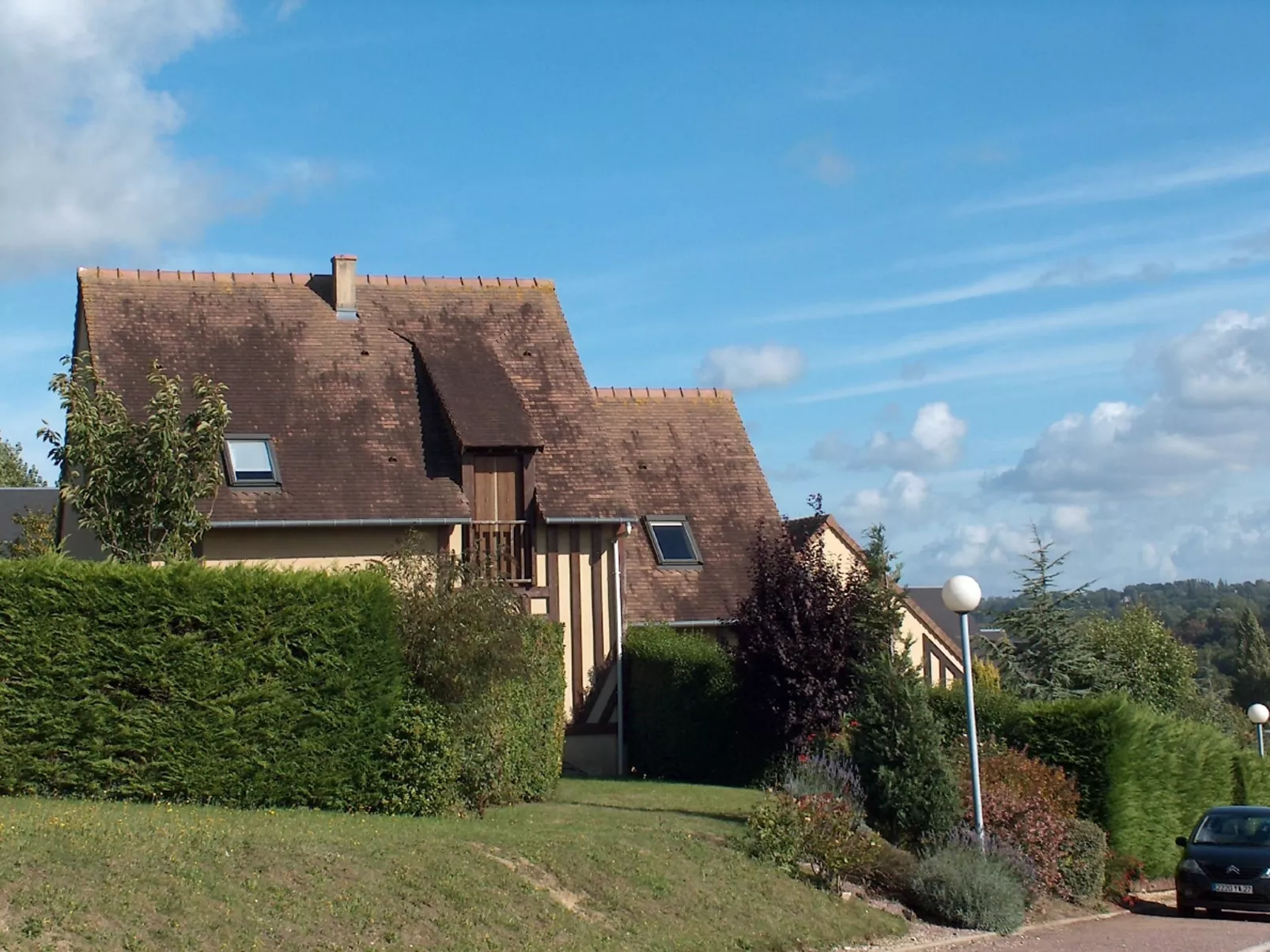 La Cour du Moulin-Outside