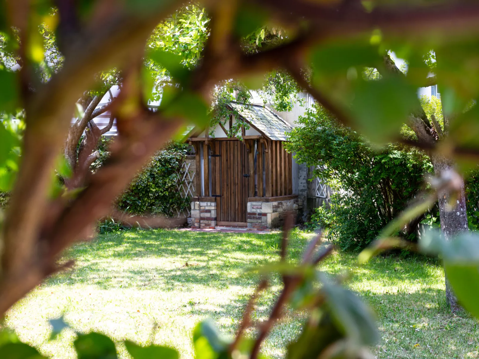 Petit Champ-Outside
