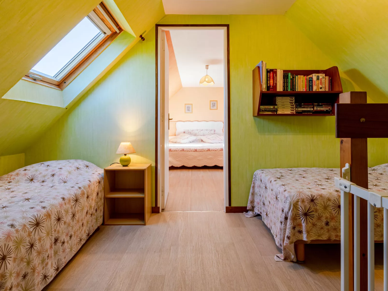Chez Laurette-Inside