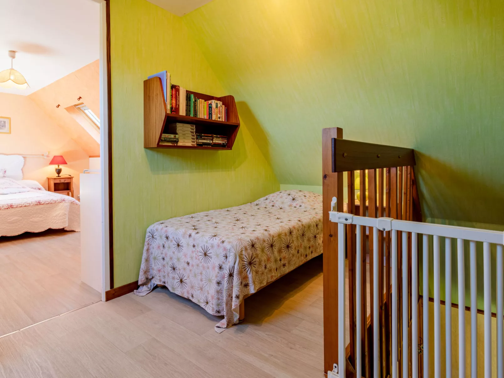 Chez Laurette-Inside
