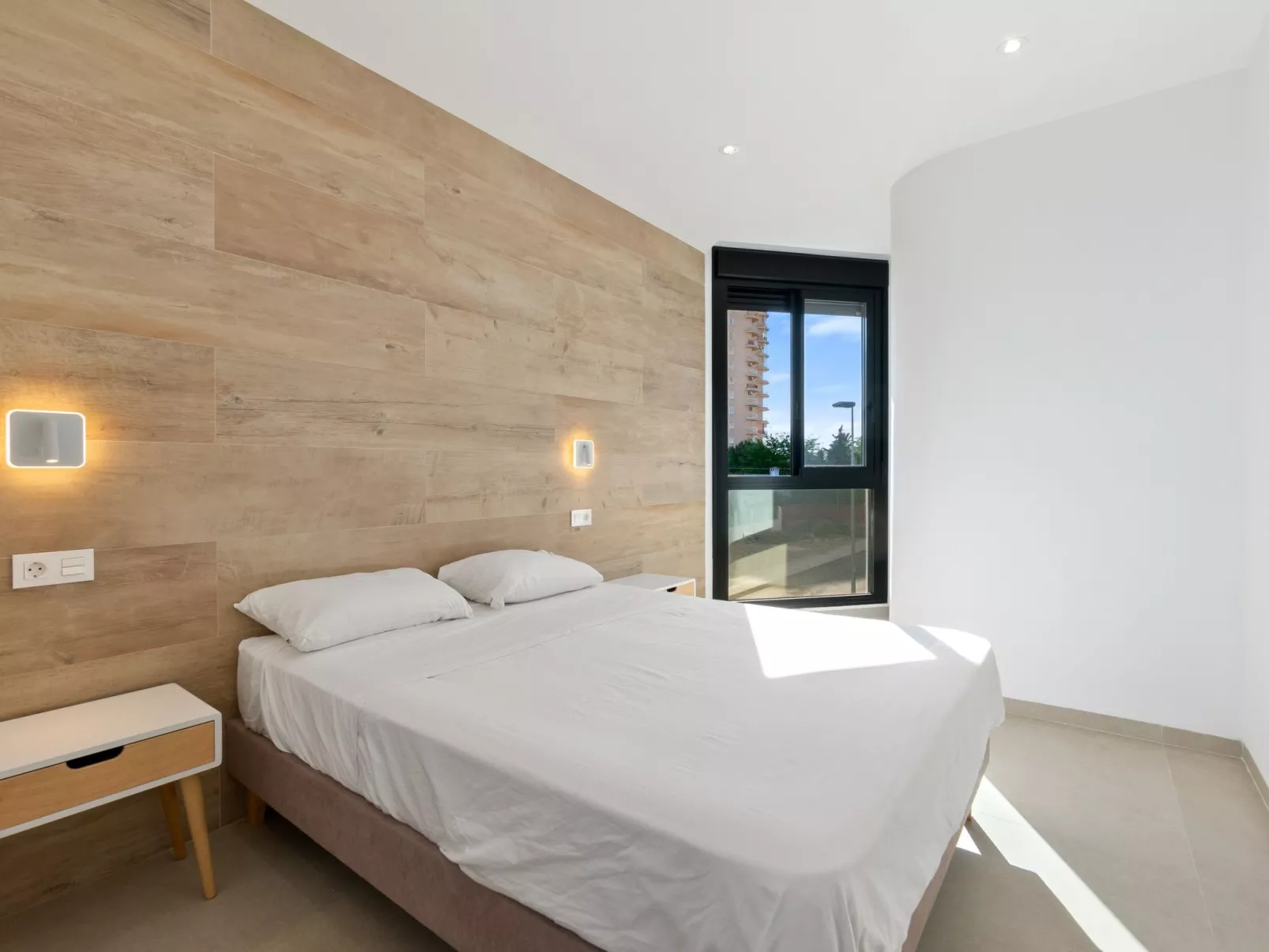 Tropical Beach Penthouse-Dedans