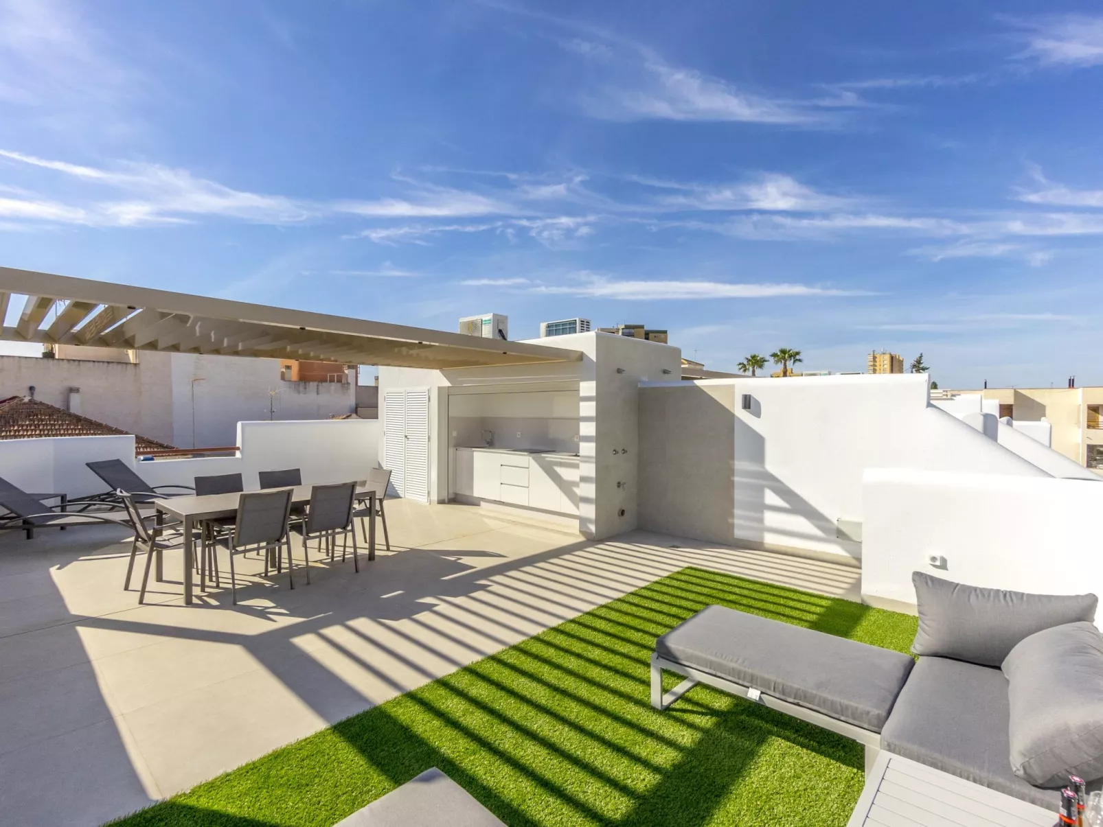 Tropical Beach Penthouse-Dehors