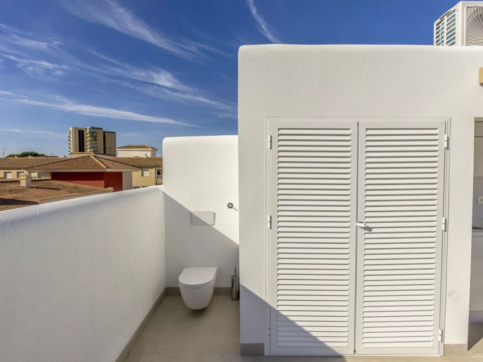 Tropical Beach Penthouse-Dedans