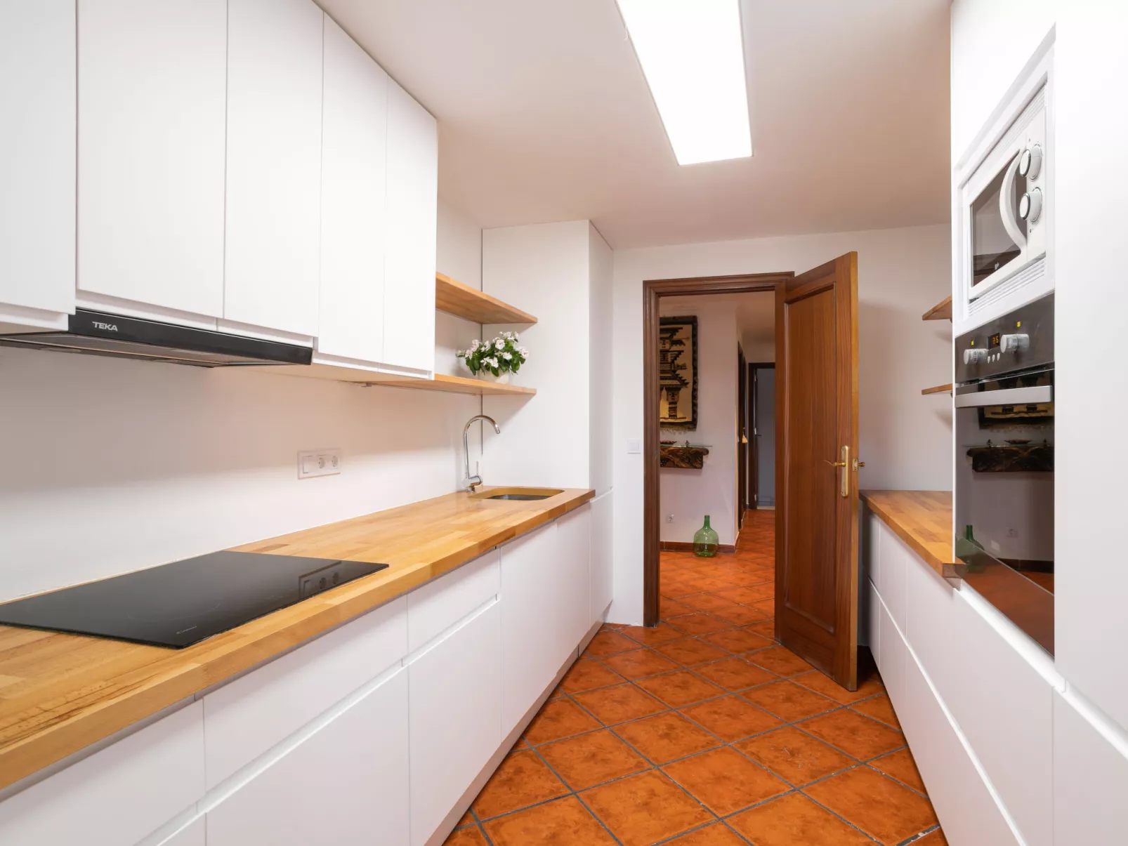 EssensacionesHome / Los Almendros-Inside