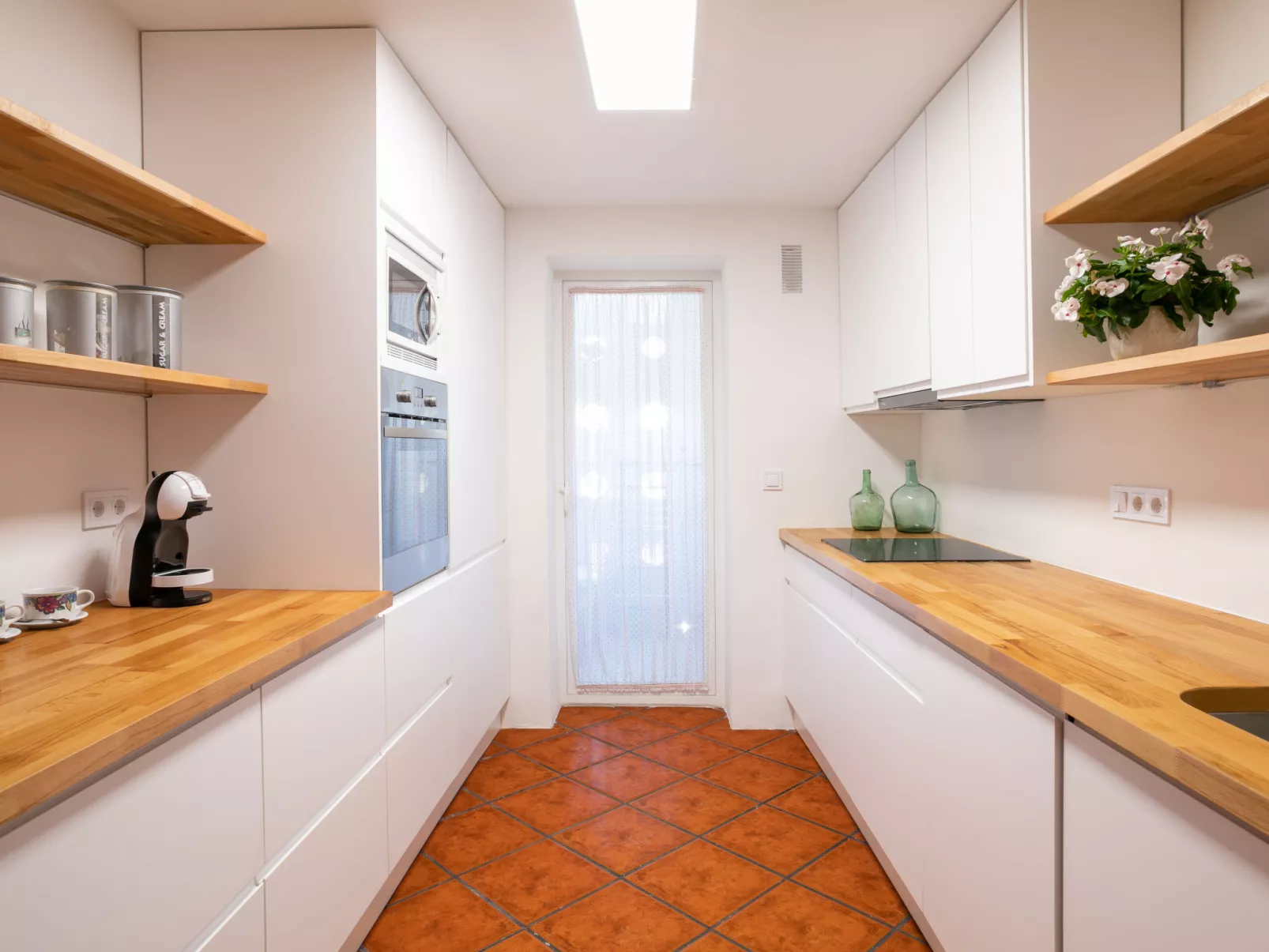 EssensacionesHome / Los Almendros-Inside