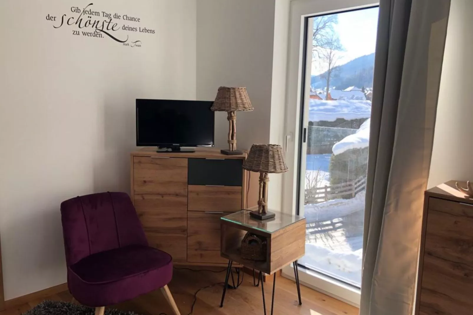 Ski & Nature Top 7-Living room
