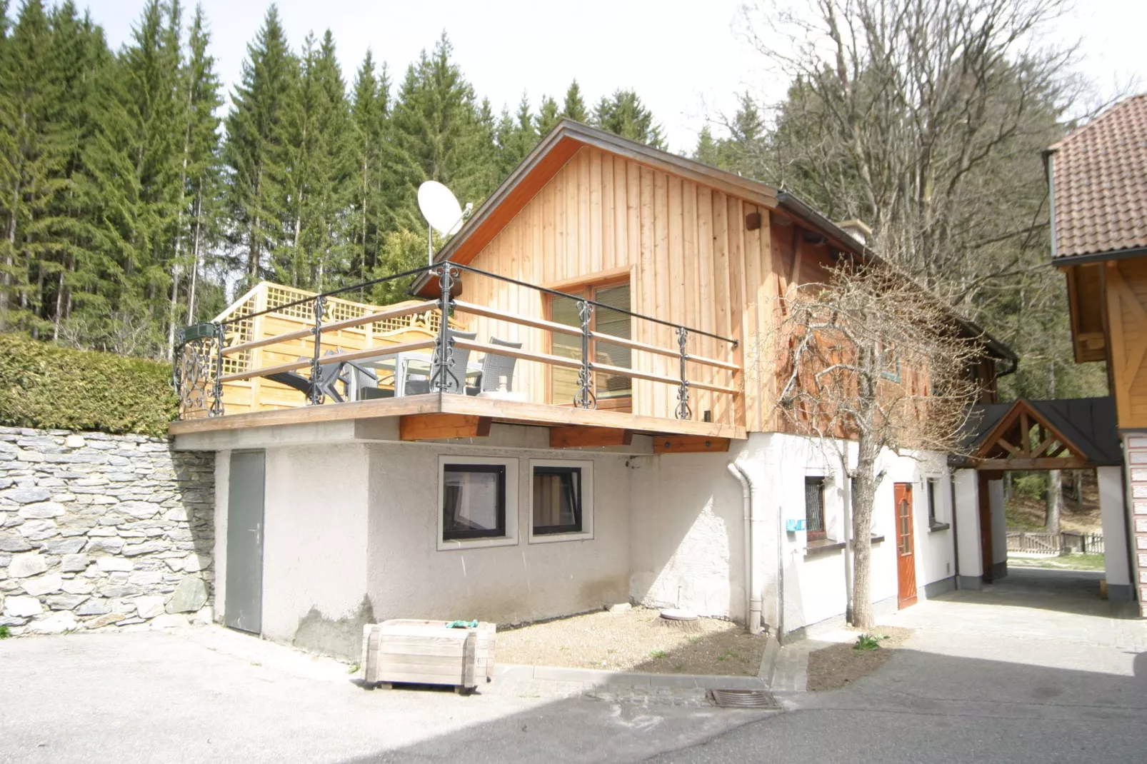 Chalet Mariapfarr-Außenbereich Sommer