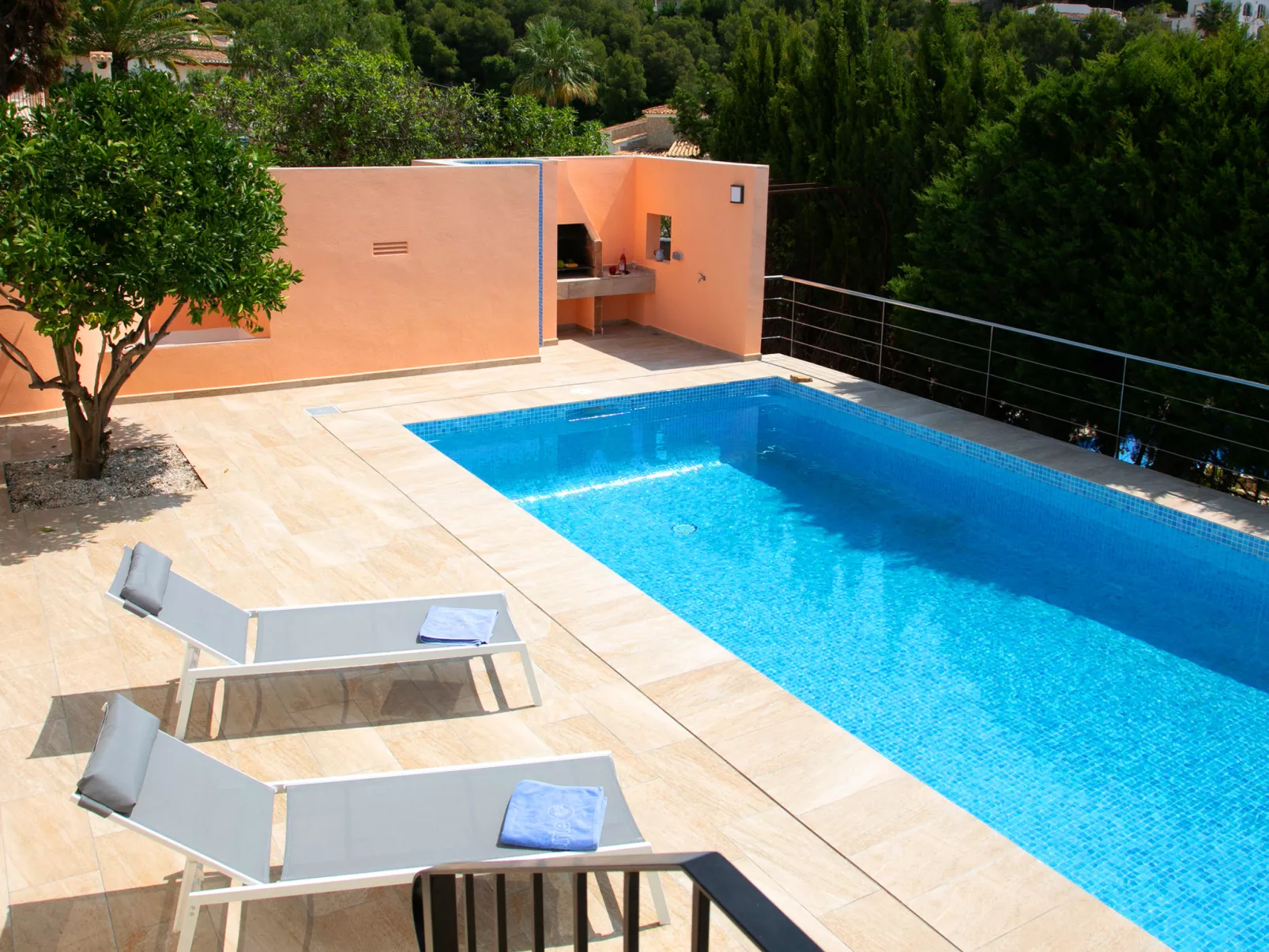 Casa Baladrar-Outside