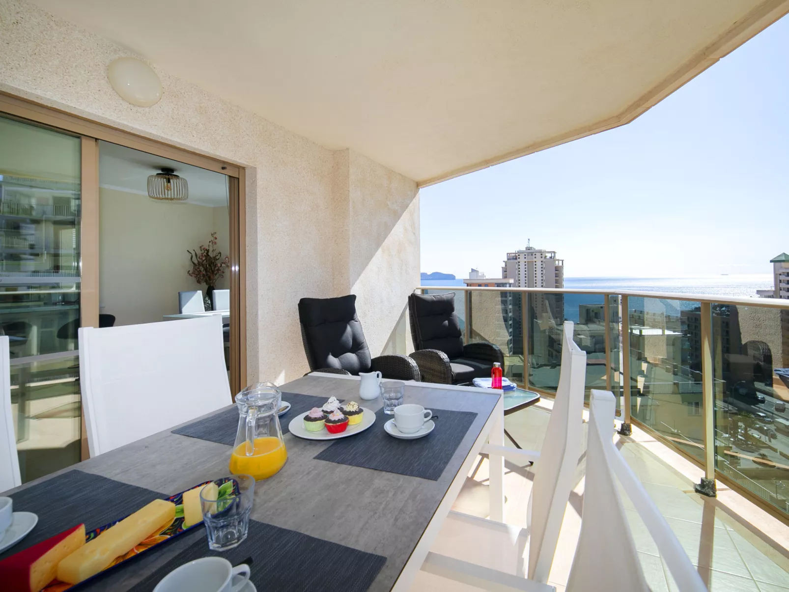 Esmeralda Suites-Outside