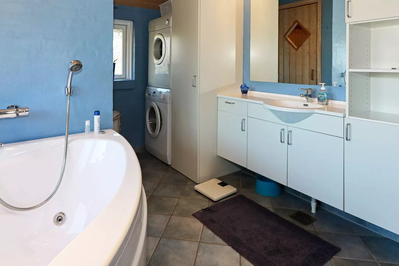 10 person holiday home in Hadsund-Indoor
