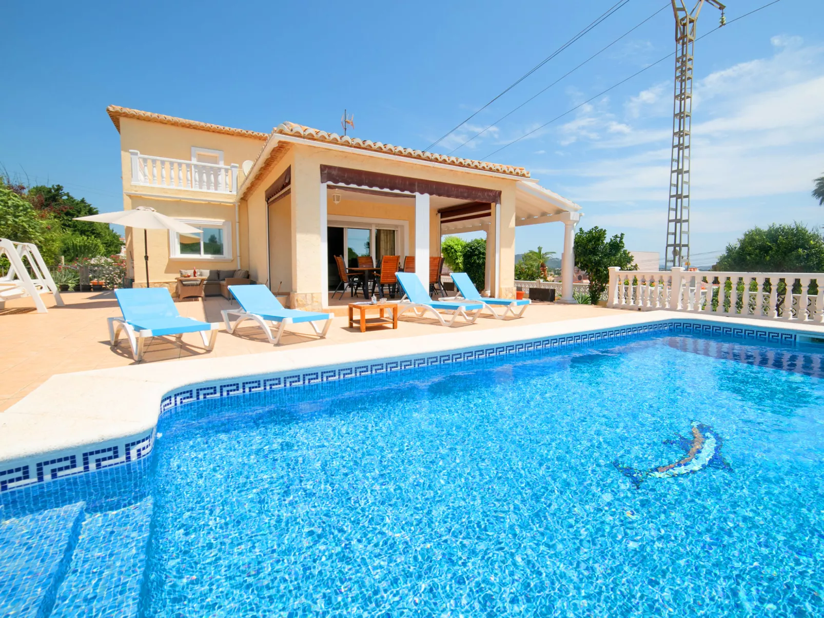 Mediterrane-Outside