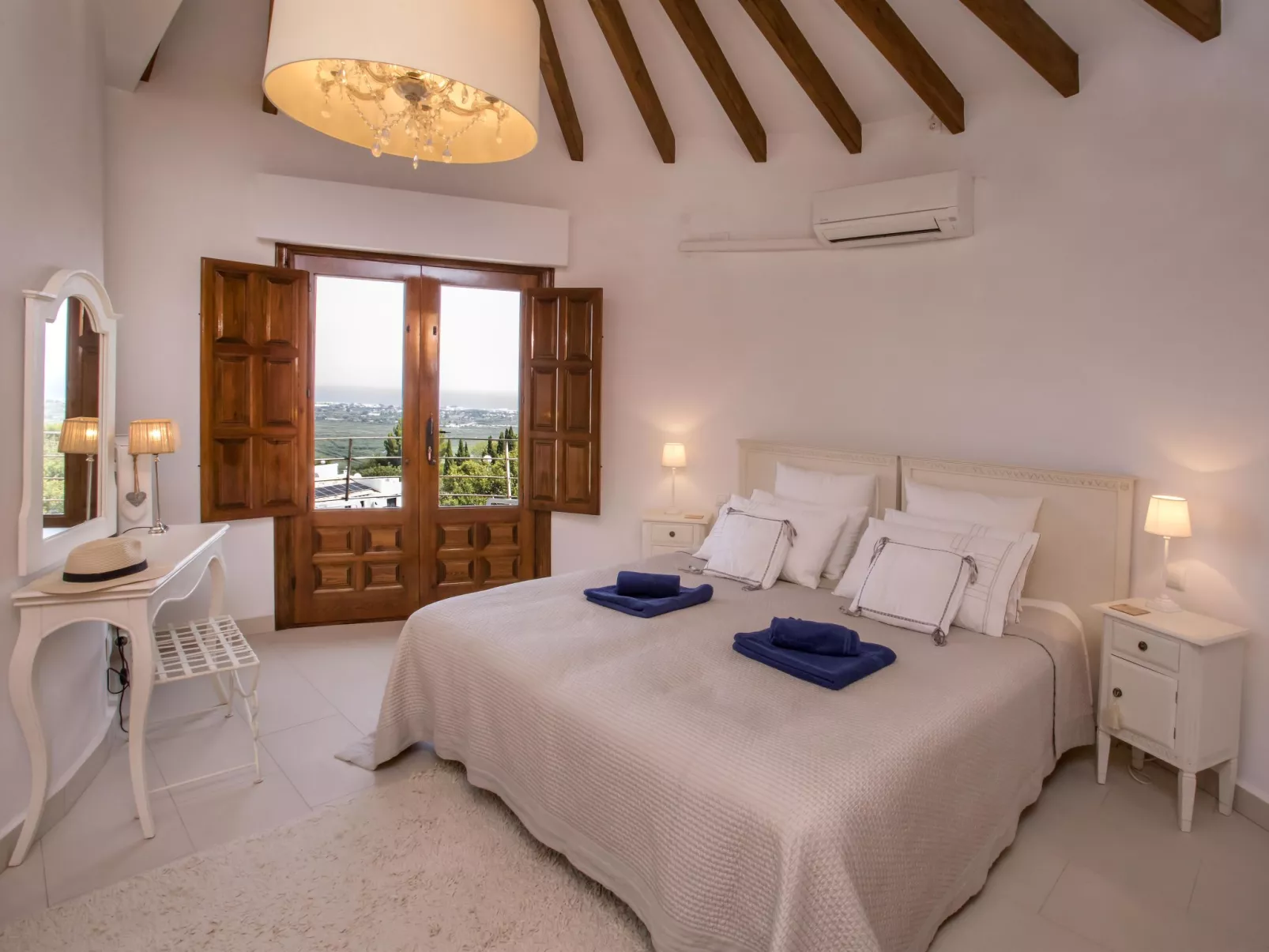 Casa La Torre-Inside
