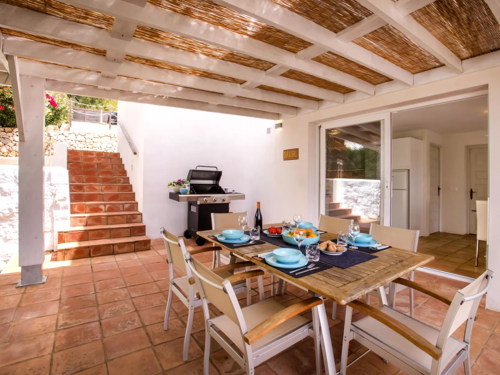 Villa El Camino-Inside