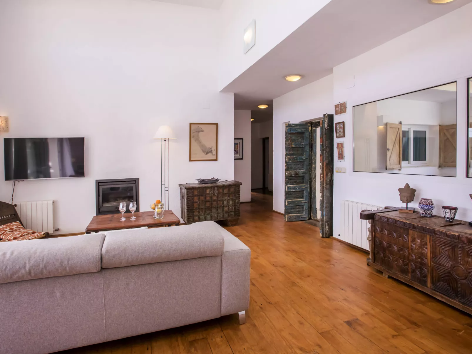 Casa Ermita-Inside