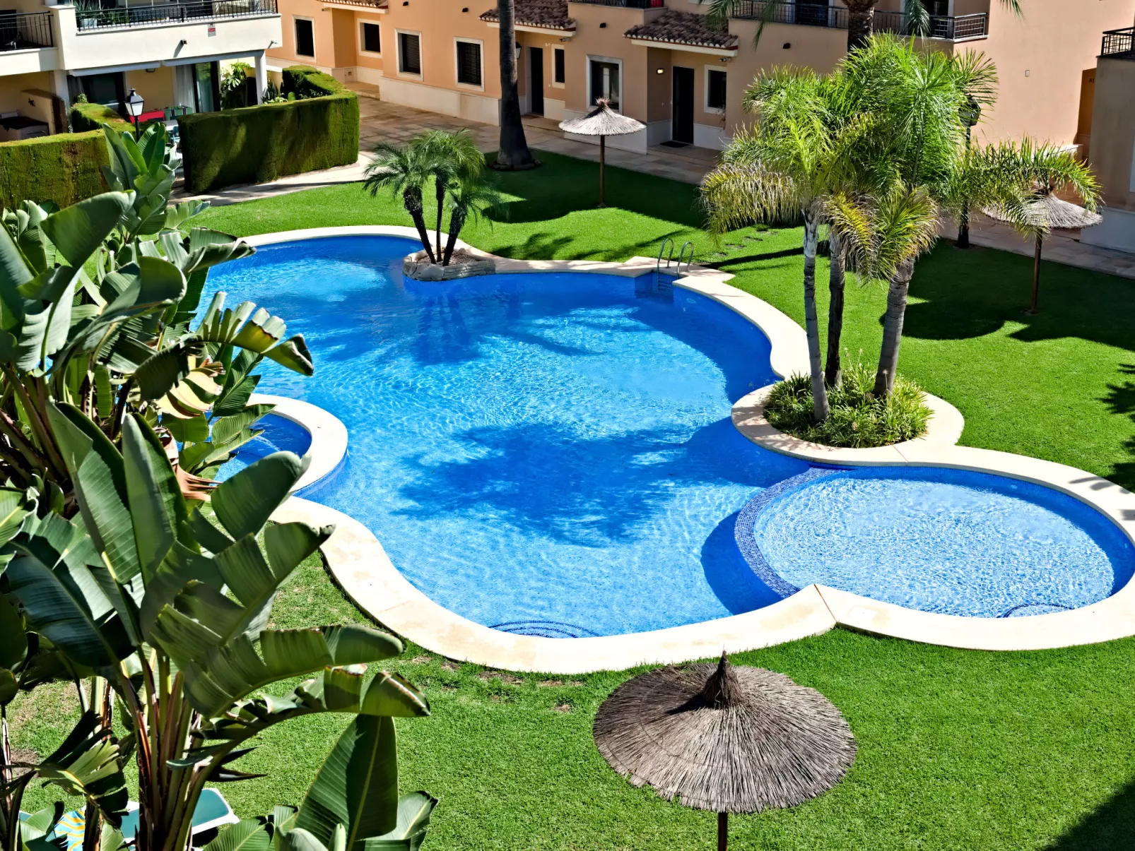 Jardines del Pla-Outside