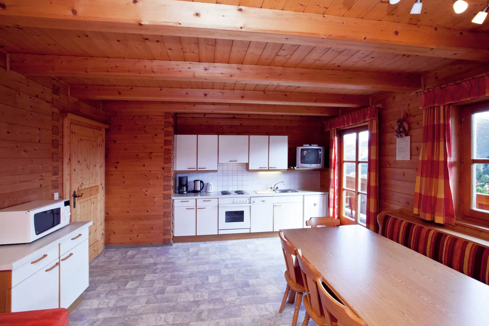 Landhaus Apartment-Kitchen