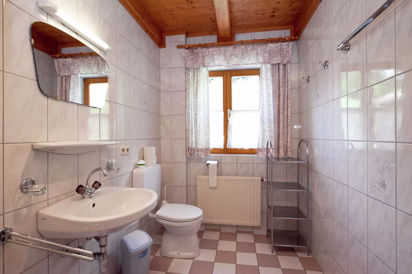Landhaus Apartment-Bathroom