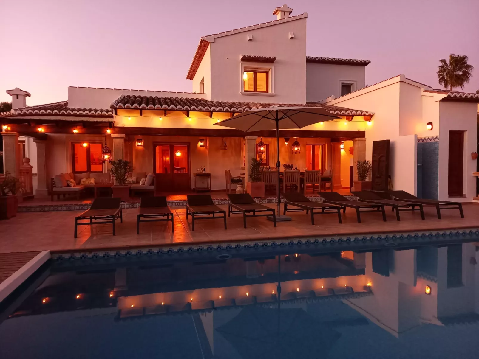 Villa Lantana-Outside