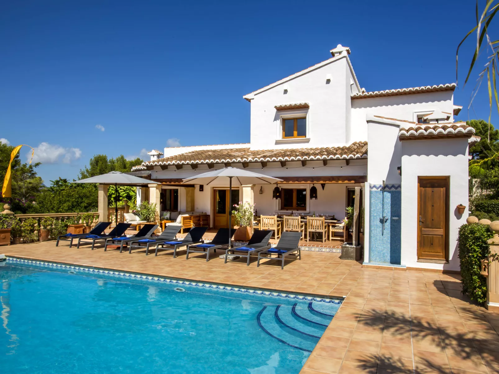 Villa Lantana-Outside