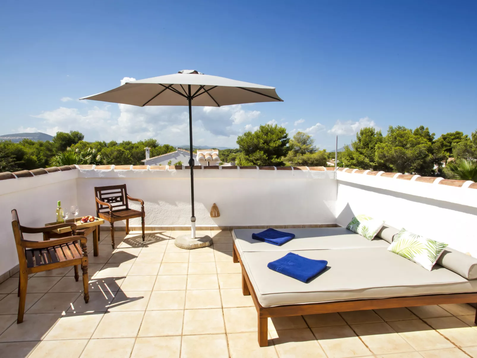 Villa Lantana-Outside
