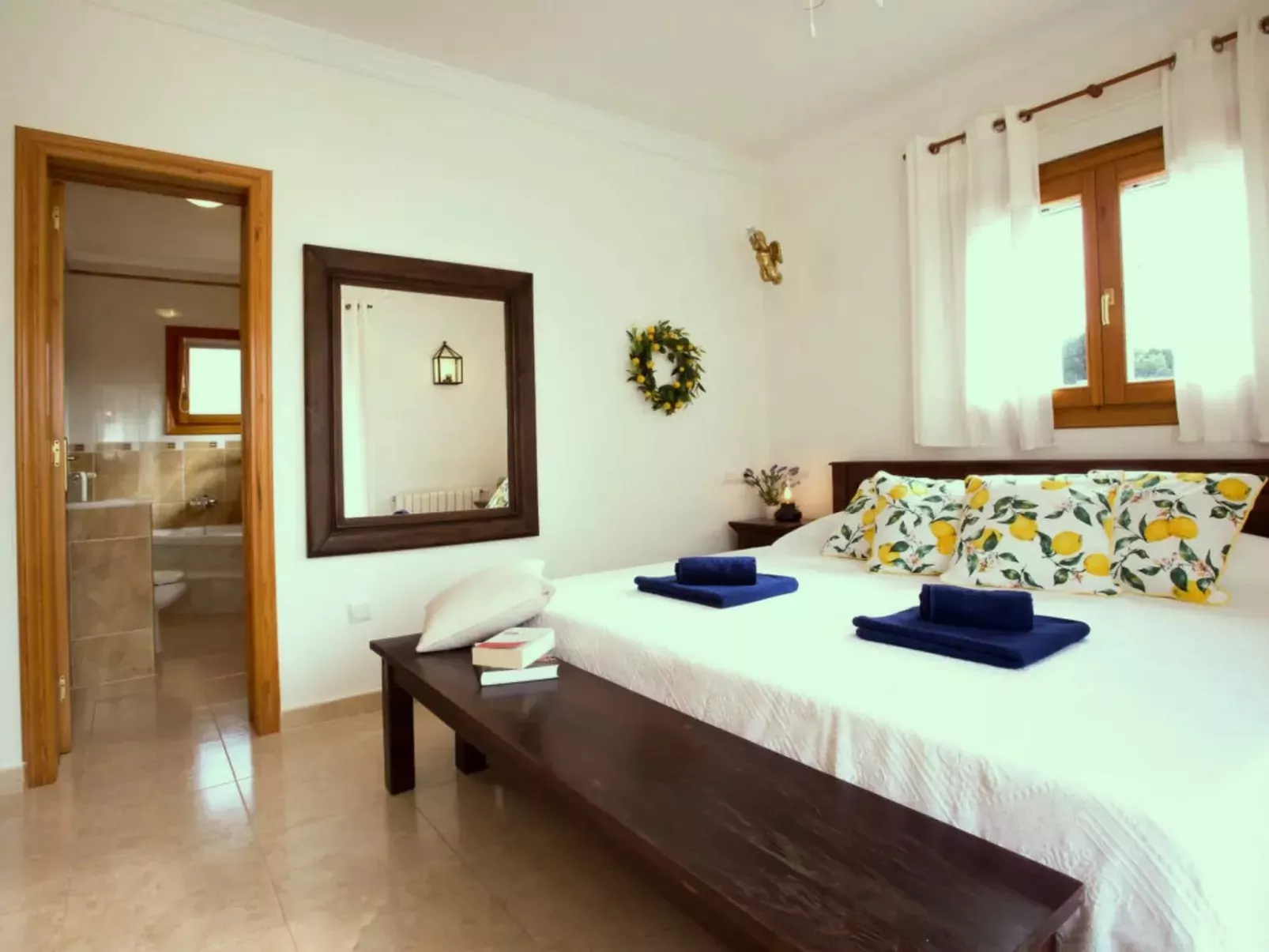 Villa Lantana-Inside