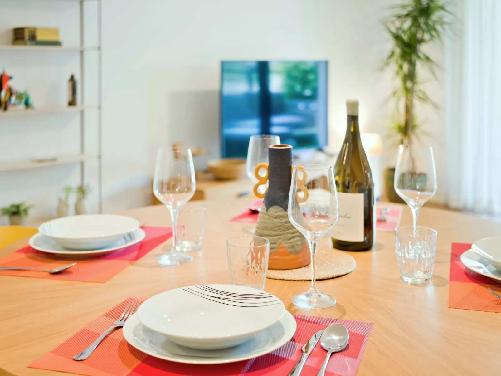 Essential Javea-Inside