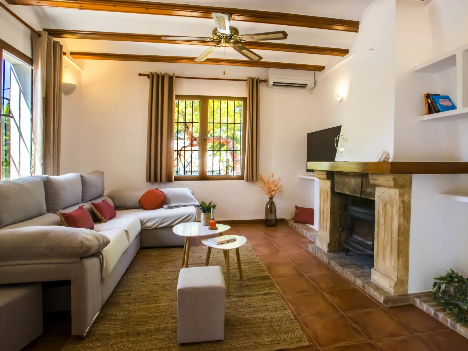 Villa Rubi-Inside
