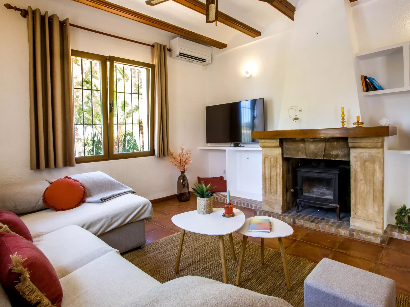 Villa Rubi-Inside
