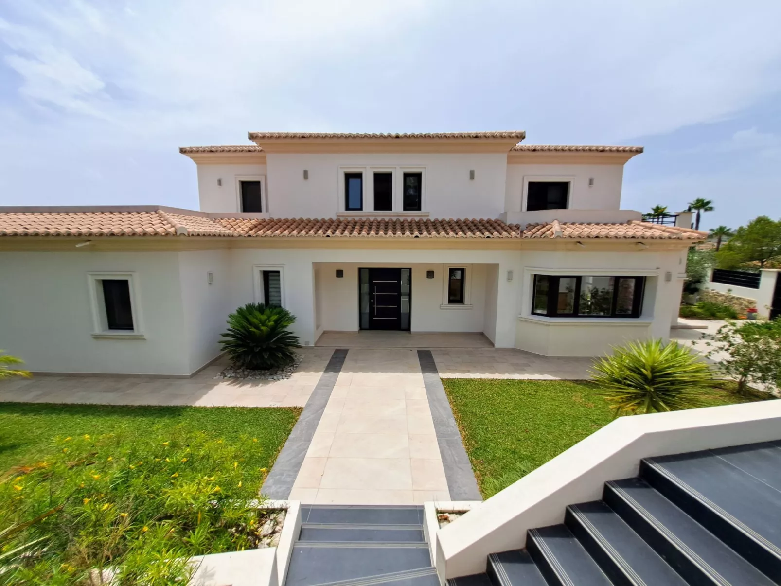Villa Almandrina-Outside