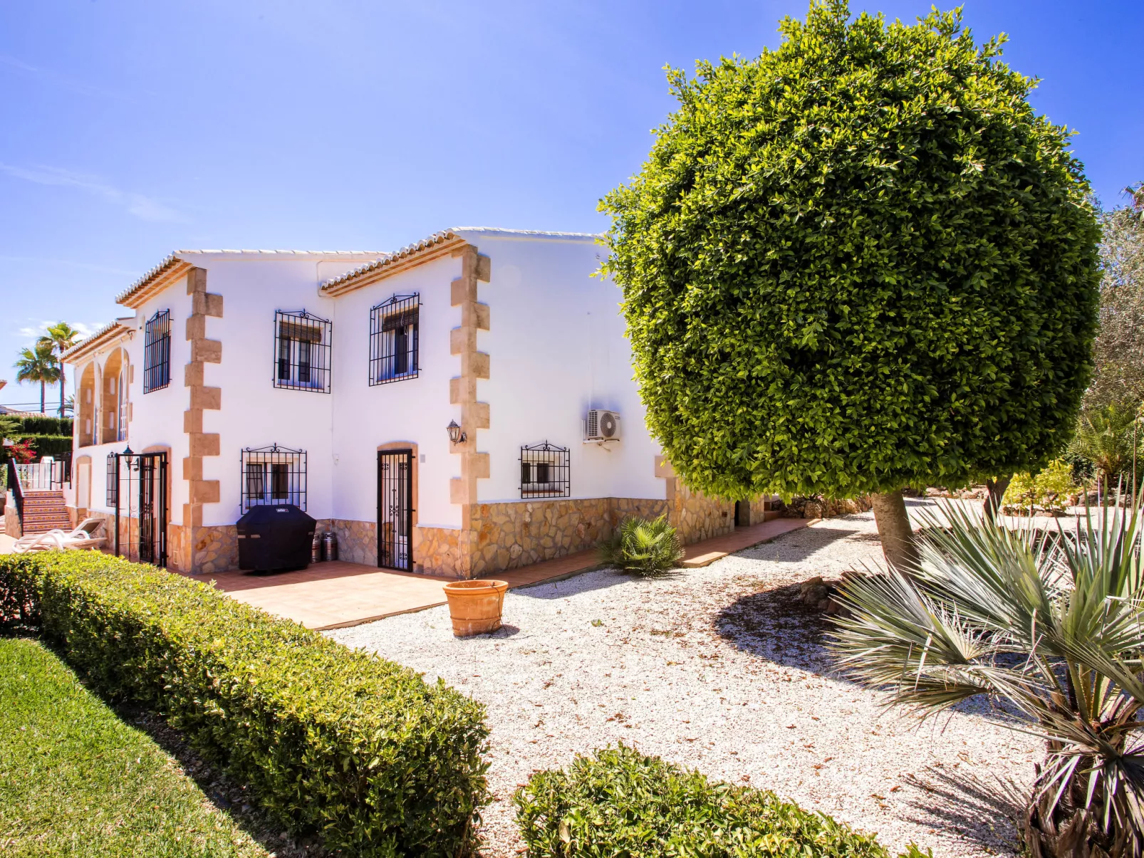 Villa La Esquina-Outside