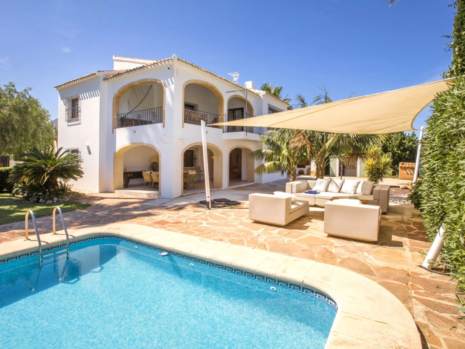Villa Morers Plus-Outside
