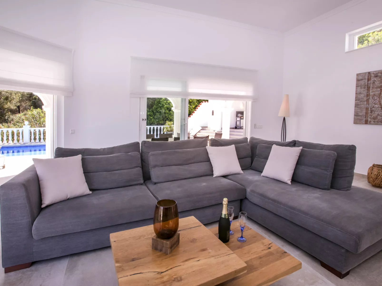 Villa Alta Vista-Inside