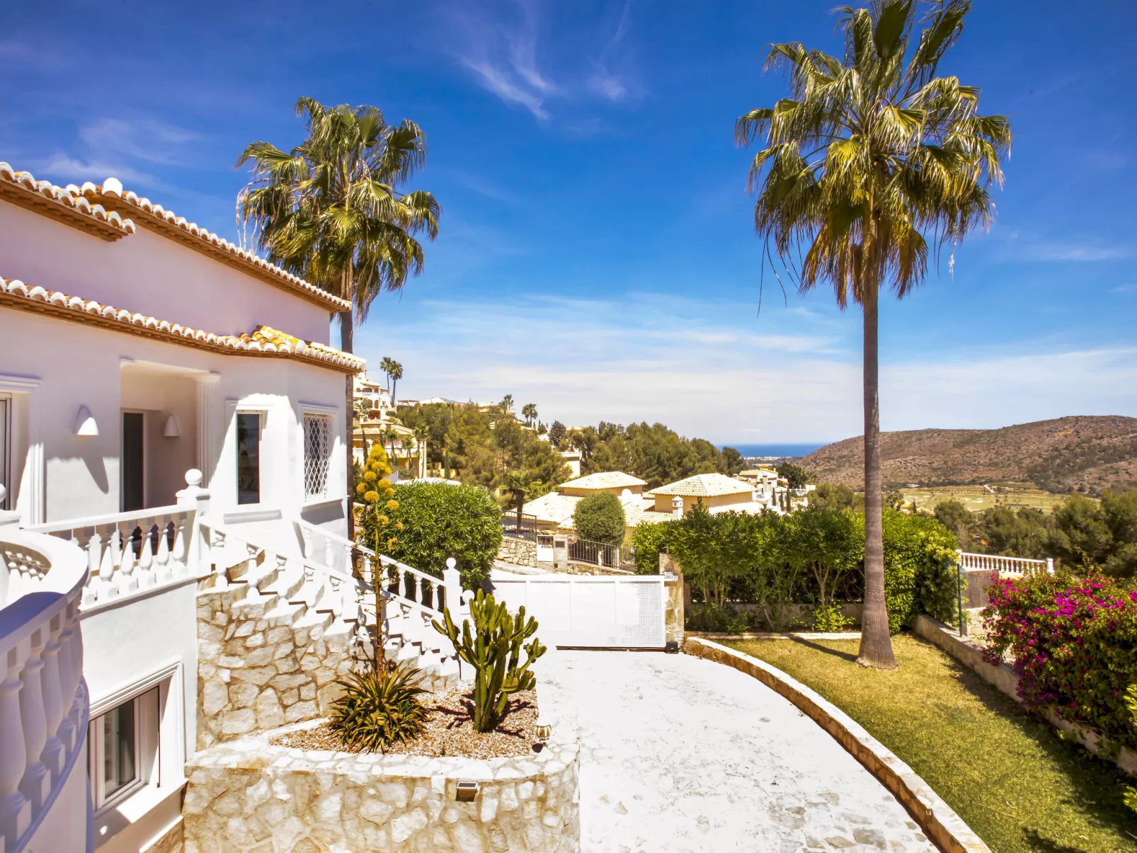 Villa Alta Vista-Outside