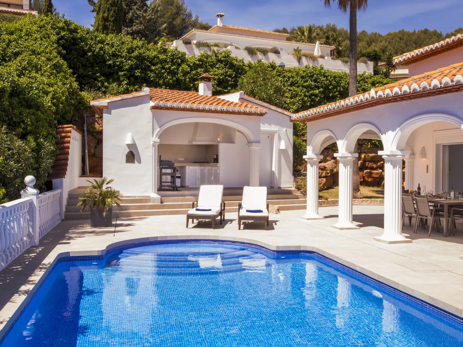 Villa Alta Vista-Outside