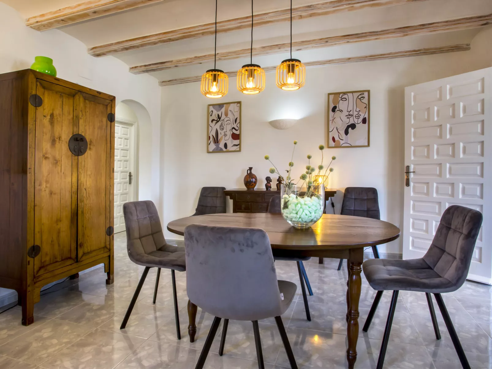 Villa Passera-Inside