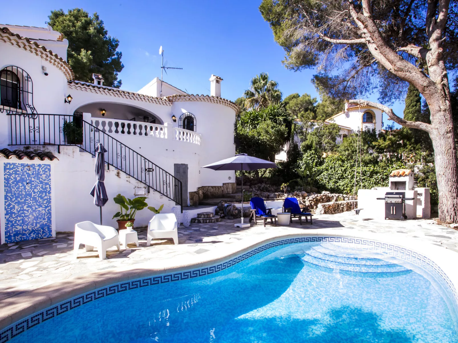 Garoe Villa-Outside