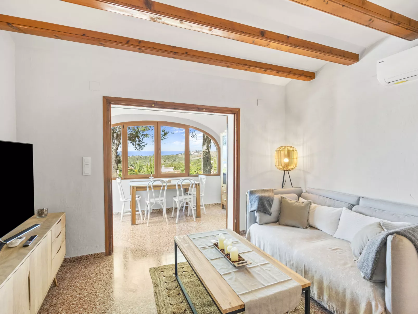 Casa Xirimoia-Inside