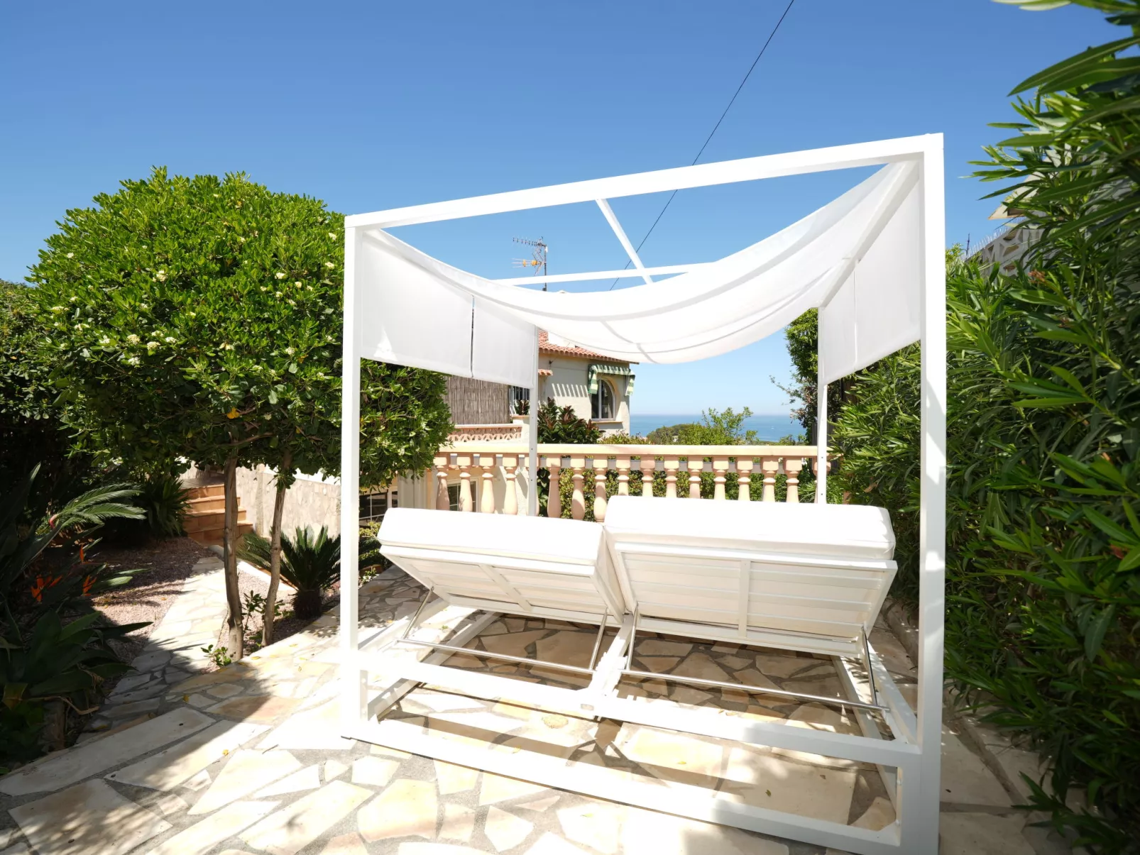 Villa La Colina-Outside