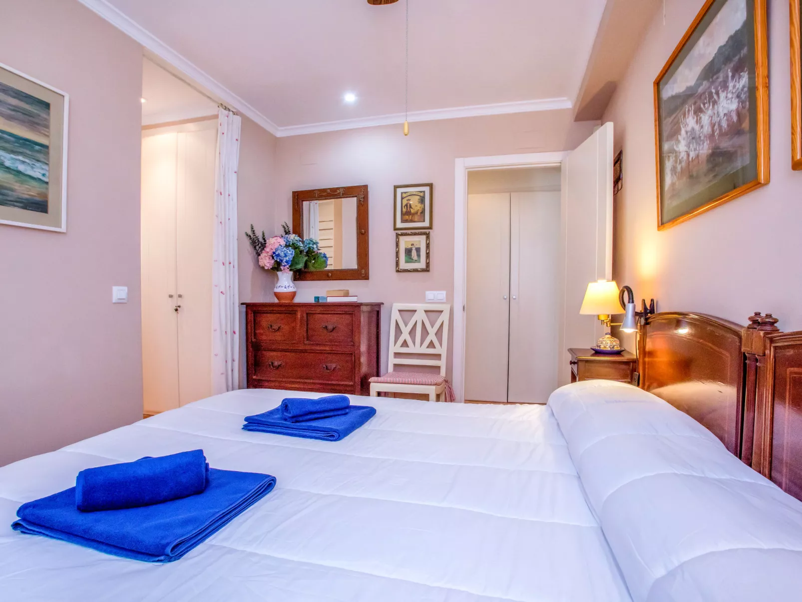Casa Larauri Oliva Nova-Inside