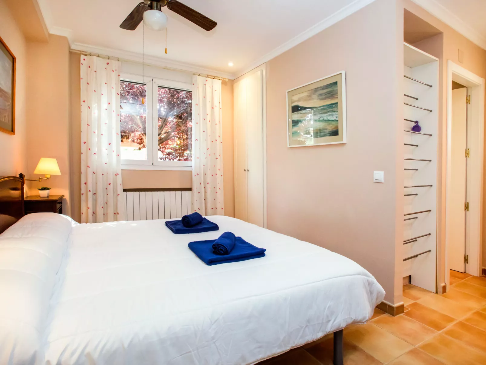 Casa Larauri Oliva Nova-Inside