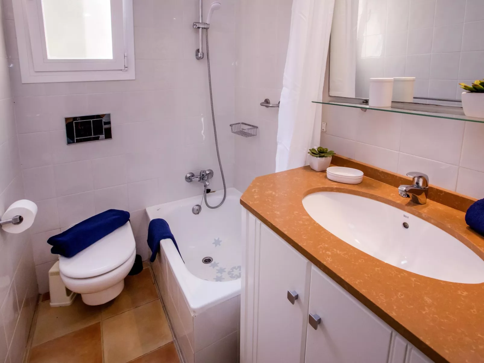 Casa Larauri Oliva Nova-Inside