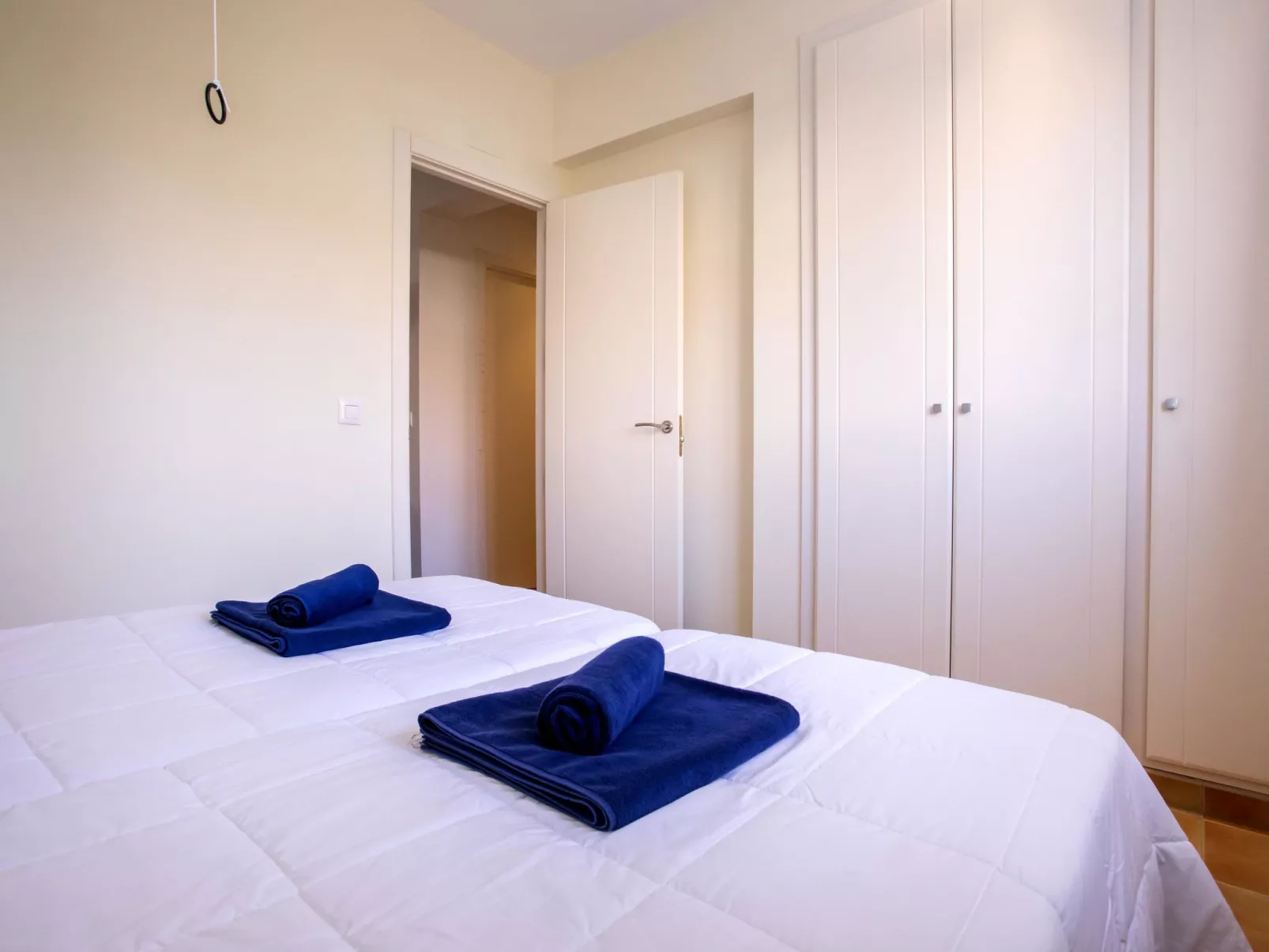 Casa Larauri Oliva Nova-Inside