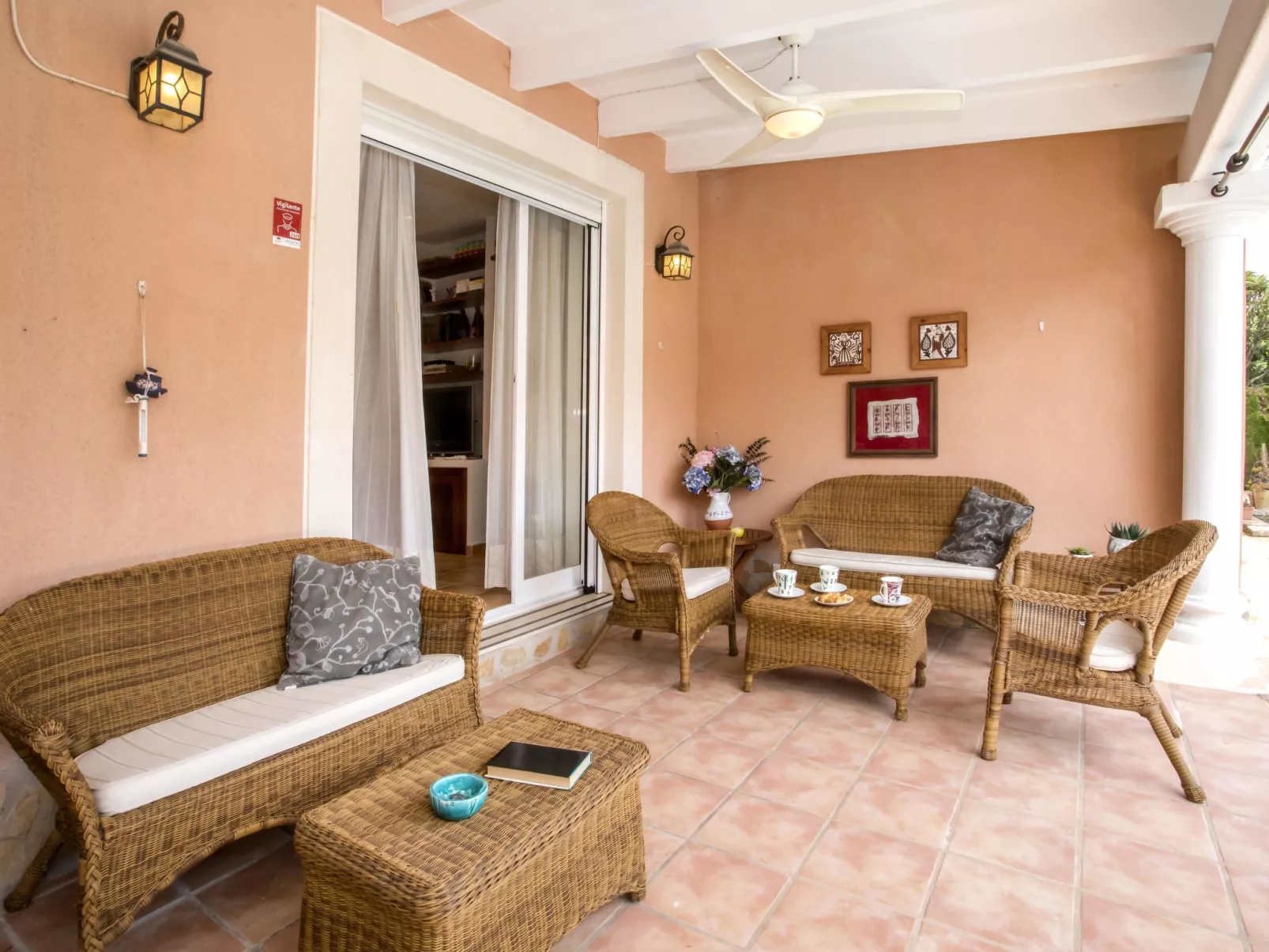 Casa Larauri Oliva Nova-Outside