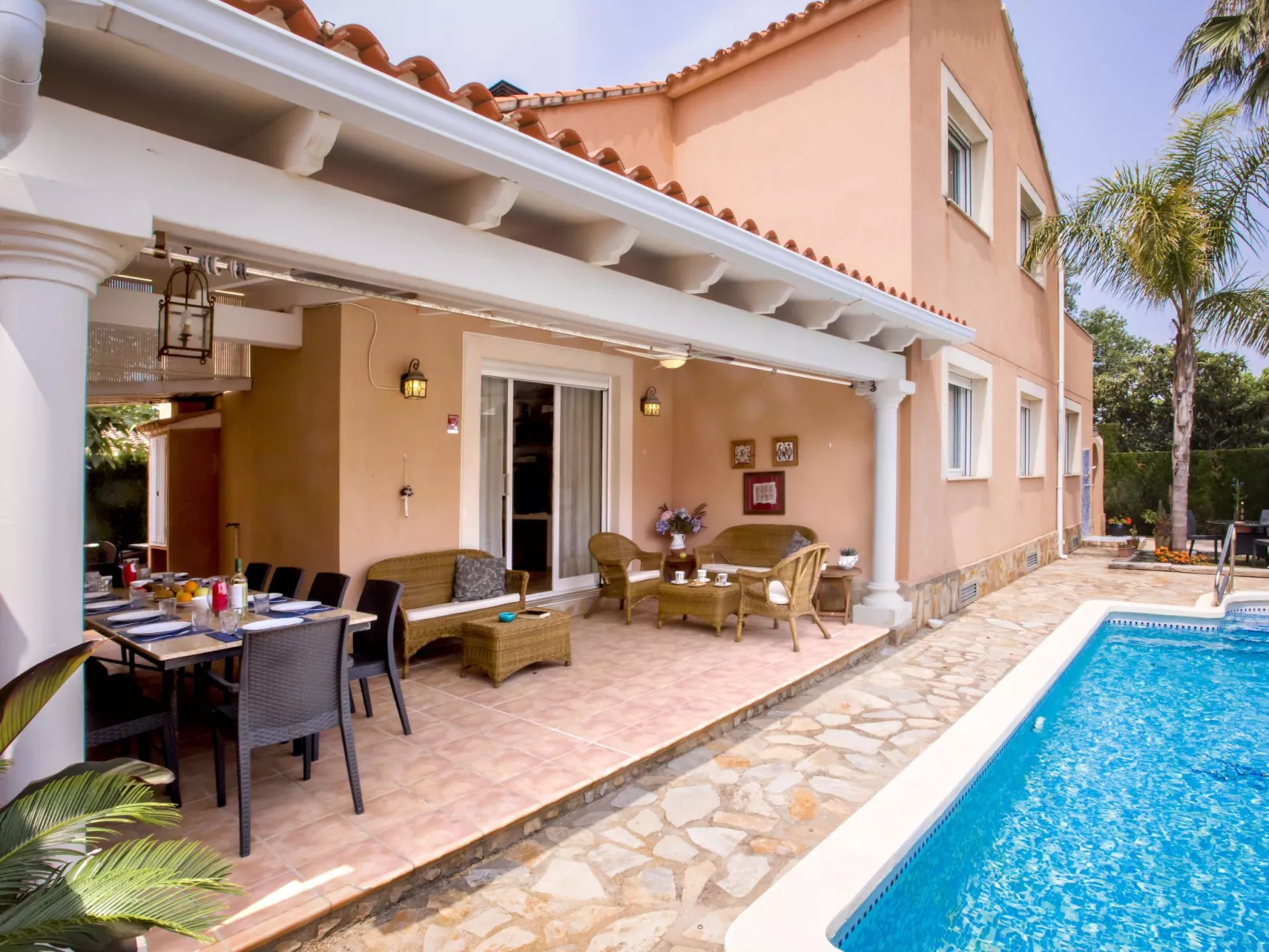 Casa Larauri Oliva Nova-Outside