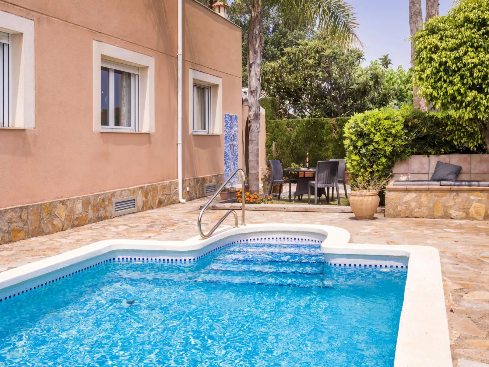 Casa Larauri Oliva Nova-Outside