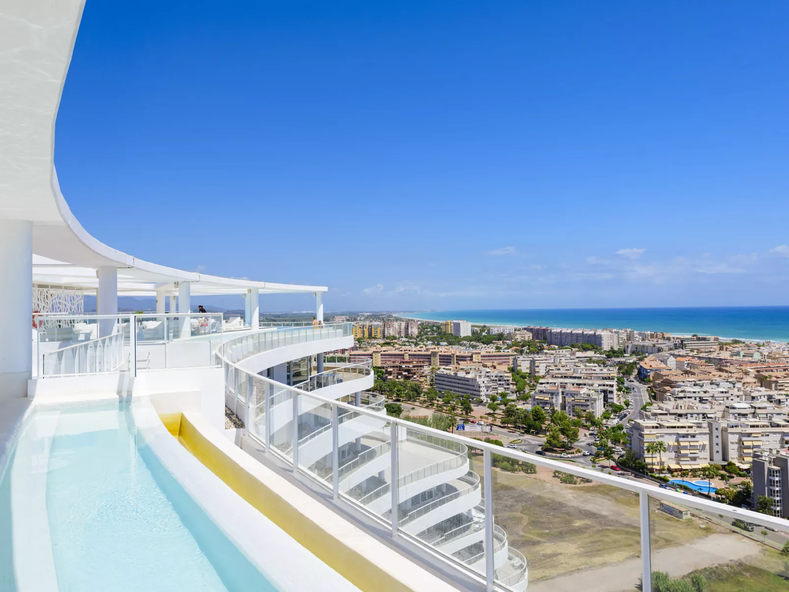 Gran Canet-Outside