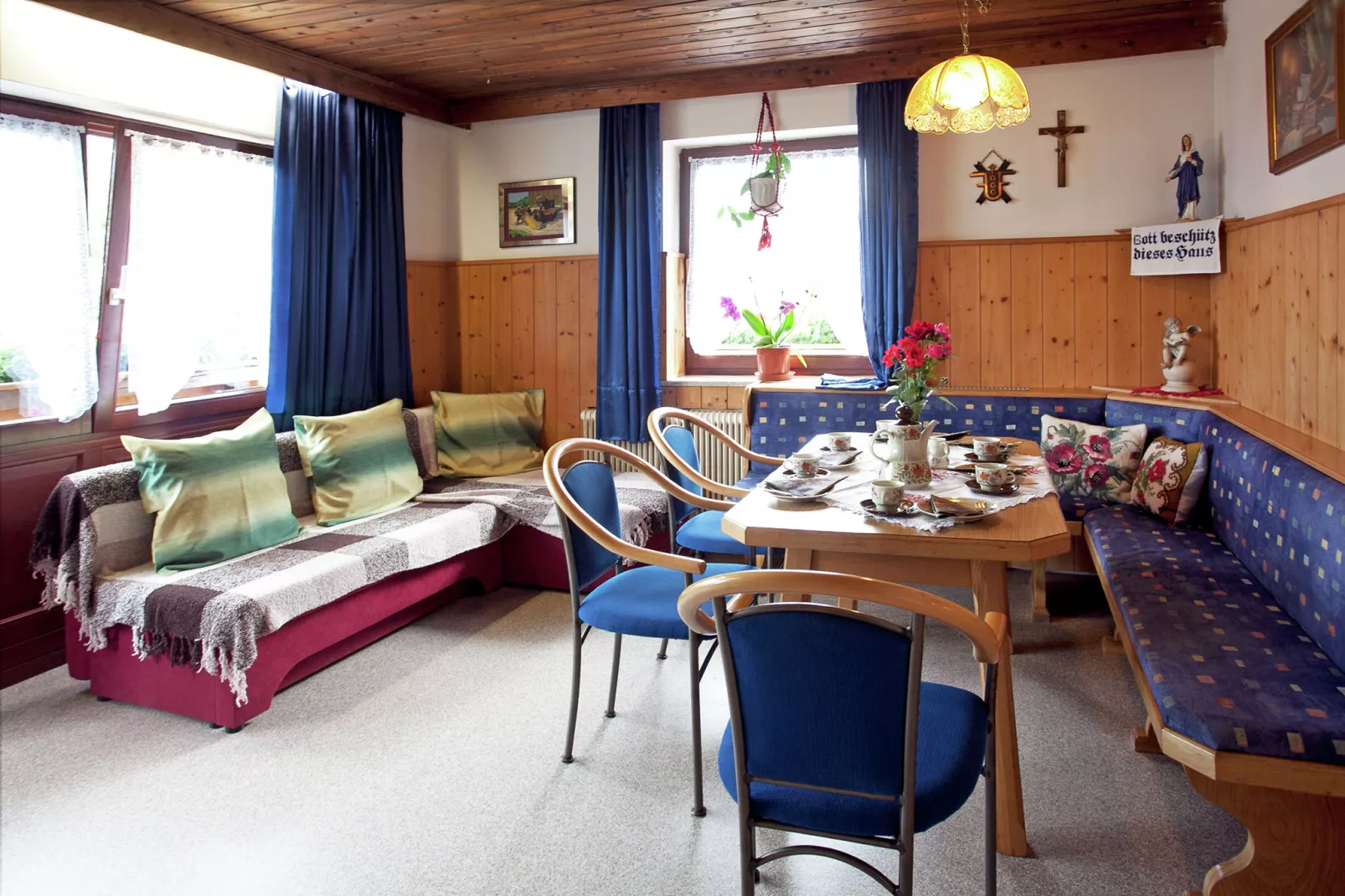 Mohr-Dining room